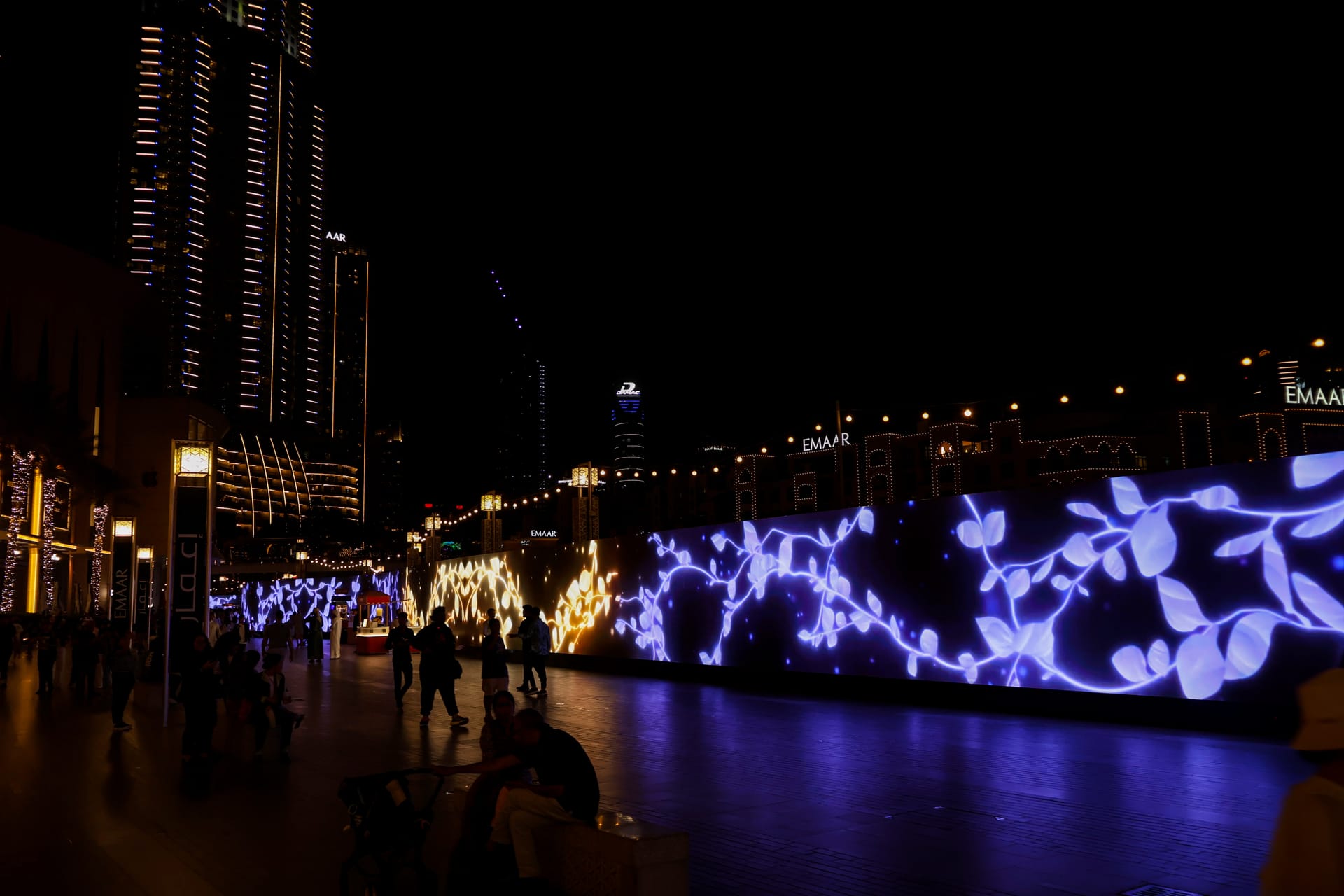 Dubai Fountain – Middle East’s Longest Digital Screen