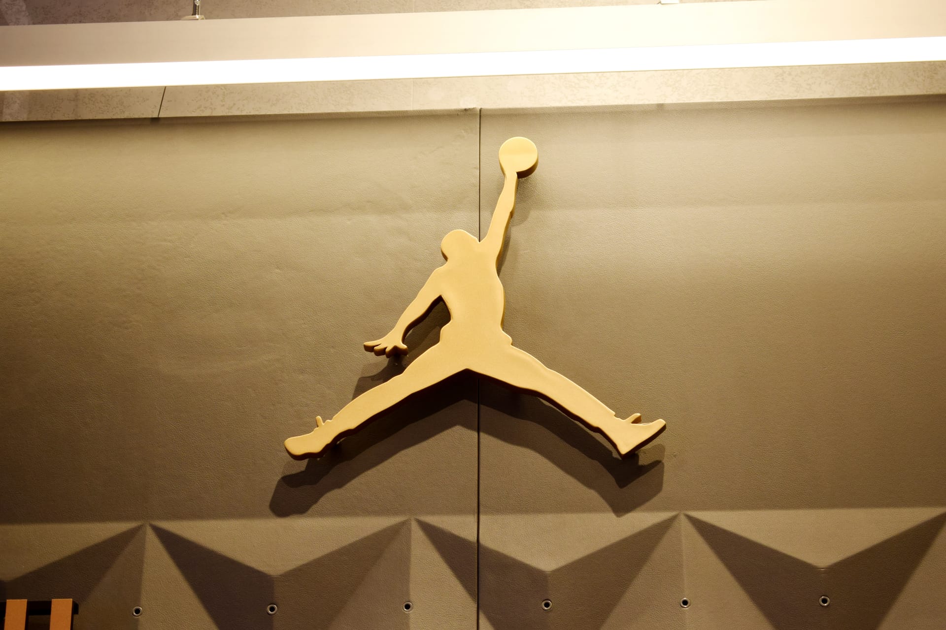 Gallery item 6