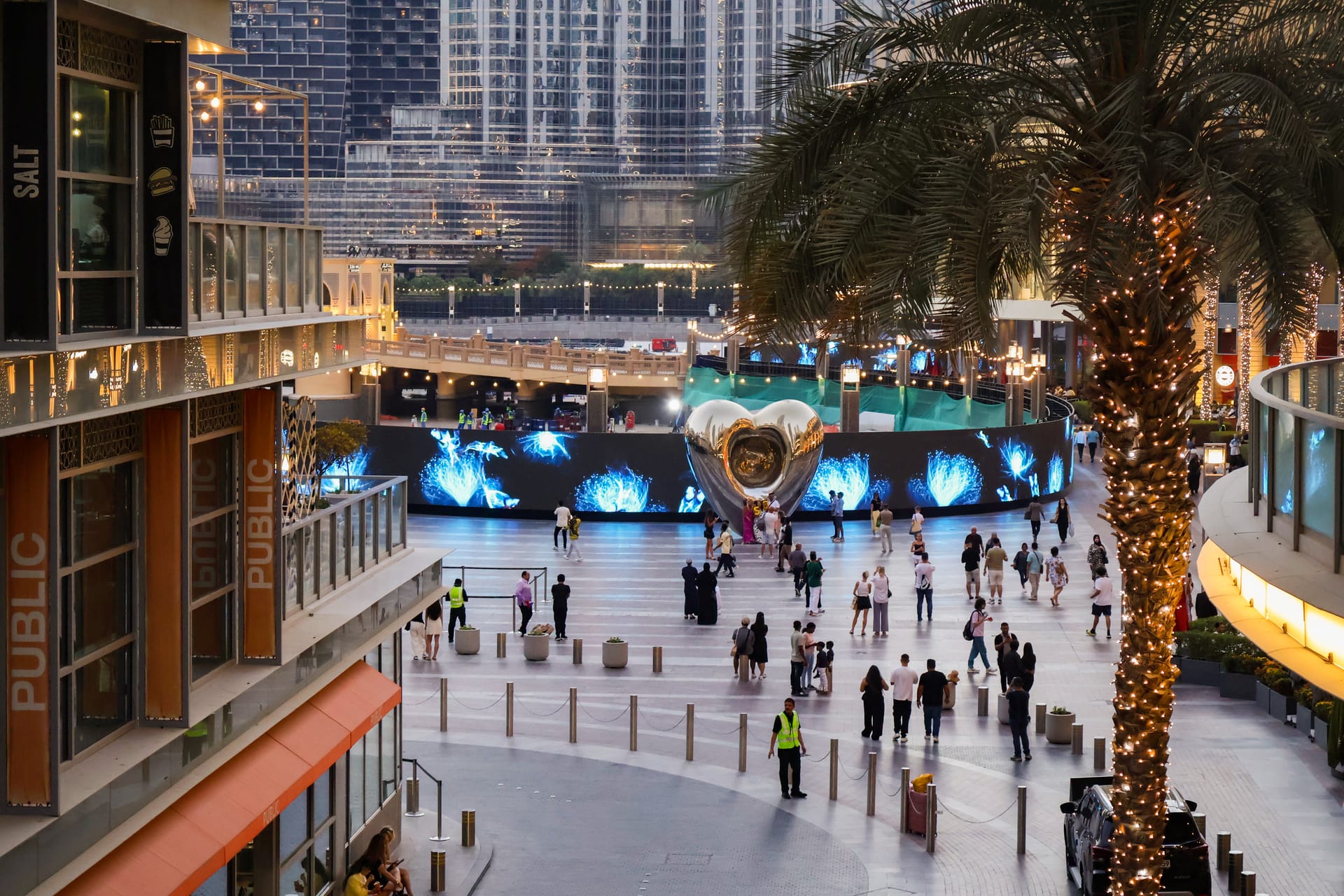 Dubai Fountain – Middle East’s Longest Digital Screen project imagery 1