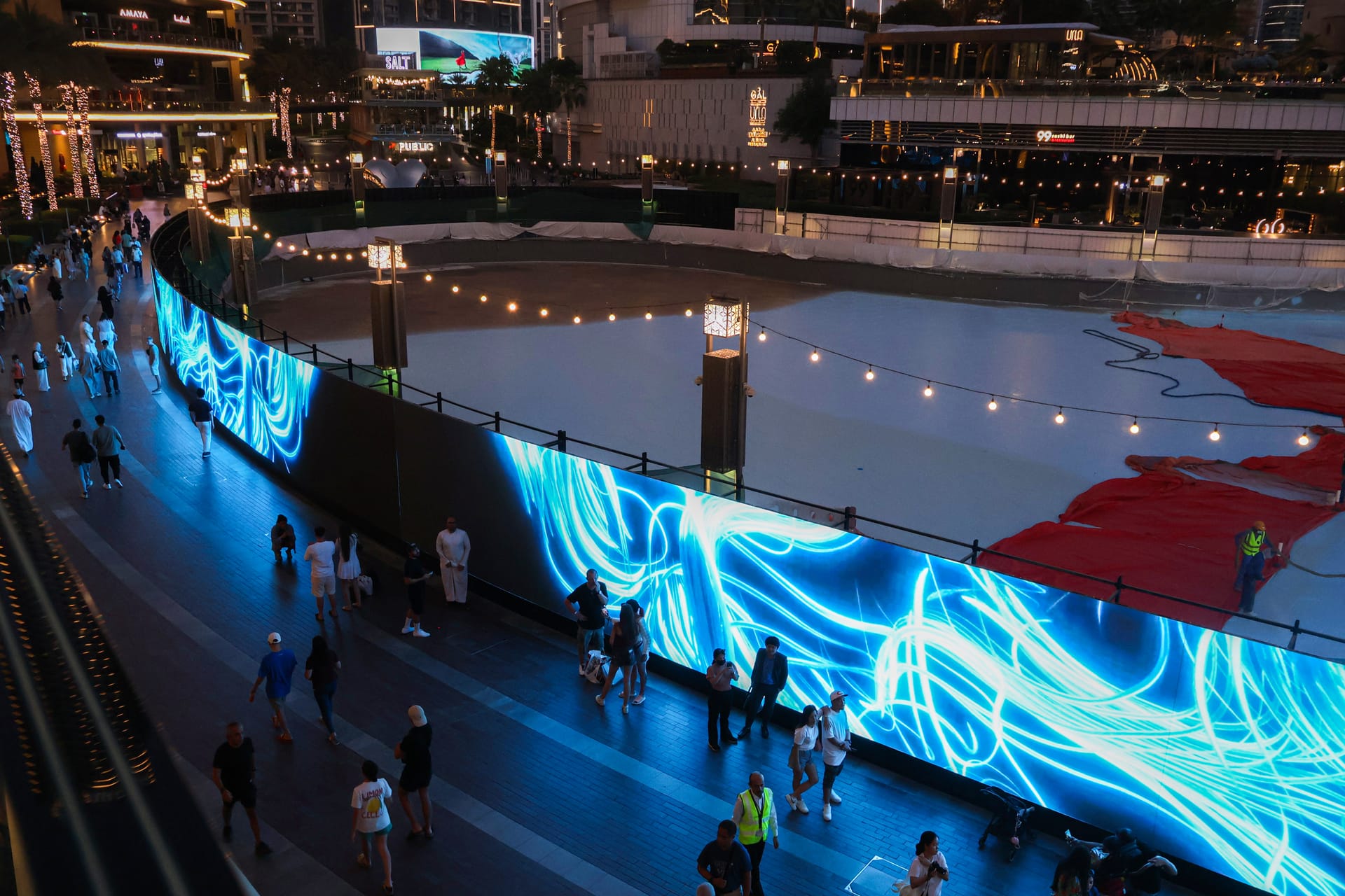 Dubai Fountain – Middle East’s Longest Digital Screen project imagery 3